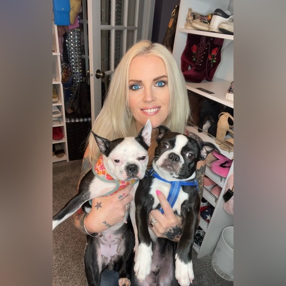 Meet your Posher, Lori - Picture 5 of 16